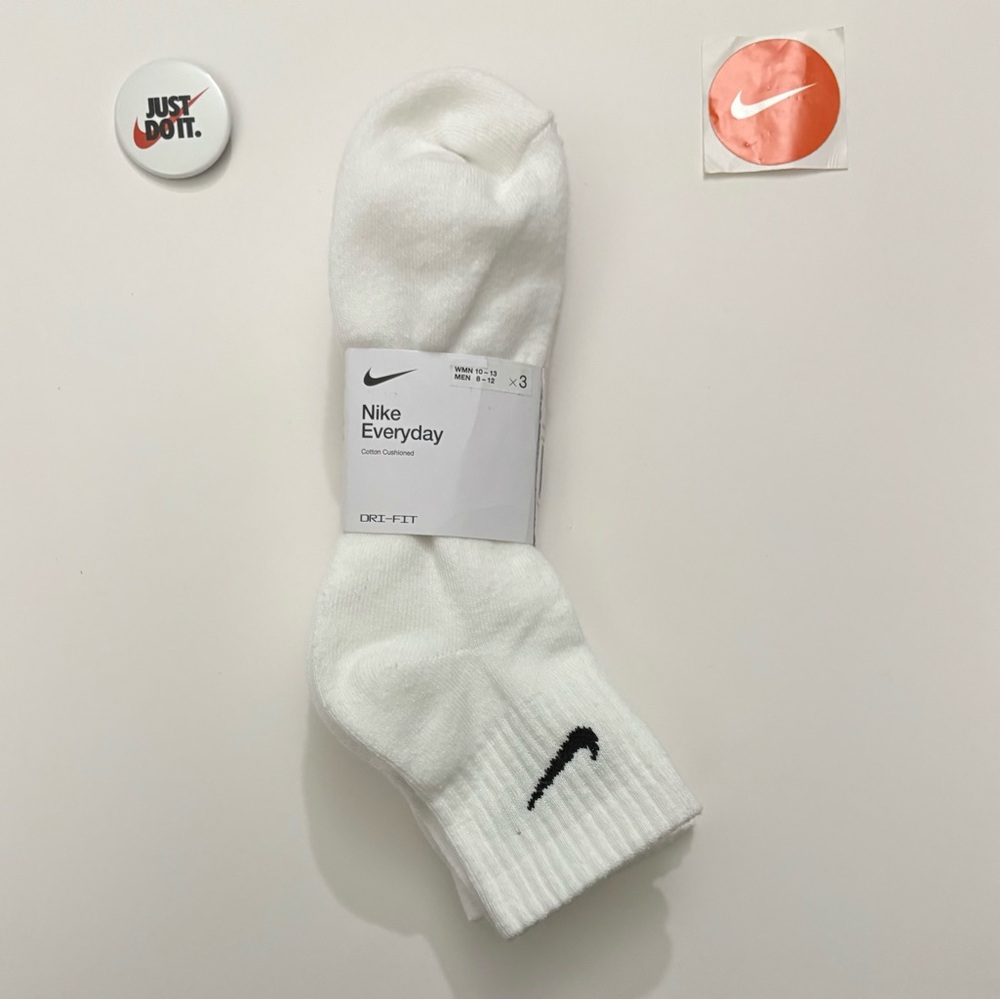 Nike Dri-fit Everyday Cushioned Quarter Cut Ankle socks white 3 pair Pack - Picture 5 of 16